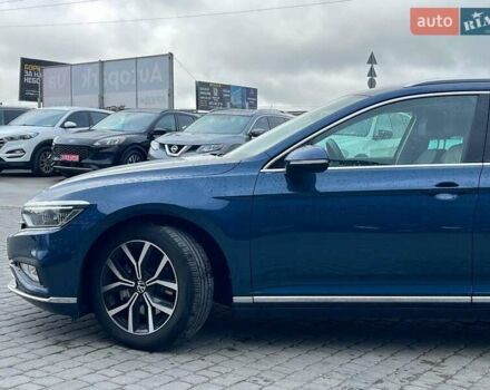 Синій Фольксваген Пассат, об'ємом двигуна 2 л та пробігом 193 тис. км за 26390 $, фото 9 на Automoto.ua