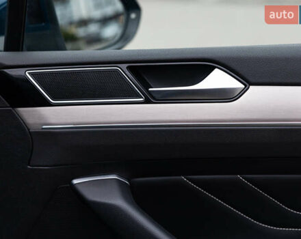 Синий Фольксваген Пассат, объемом двигателя 2 л и пробегом 213 тыс. км за 25300 $, фото 70 на Automoto.ua