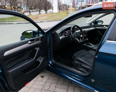 Синий Фольксваген Пассат, объемом двигателя 2 л и пробегом 213 тыс. км за 25300 $, фото 20 на Automoto.ua