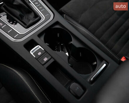 Синий Фольксваген Пассат, объемом двигателя 2 л и пробегом 213 тыс. км за 25300 $, фото 62 на Automoto.ua