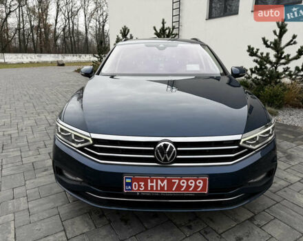 Синий Фольксваген Пассат, объемом двигателя 2 л и пробегом 192 тыс. км за 25500 $, фото 2 на Automoto.ua