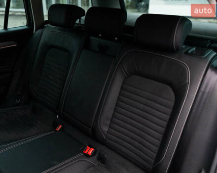 Синий Фольксваген Пассат, объемом двигателя 2 л и пробегом 213 тыс. км за 25300 $, фото 81 на Automoto.ua