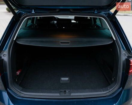 Синий Фольксваген Пассат, объемом двигателя 2 л и пробегом 213 тыс. км за 25300 $, фото 86 на Automoto.ua