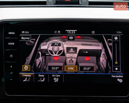 Синий Фольксваген Пассат, объемом двигателя 2 л и пробегом 213 тыс. км за 25300 $, фото 57 на Automoto.ua