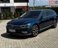 Синий Фольксваген Пассат, объемом двигателя 2 л и пробегом 228 тыс. км за 25000 $, фото 1 на Automoto.ua