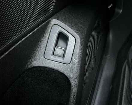 Синий Фольксваген Пассат, объемом двигателя 2 л и пробегом 193 тыс. км за 20800 $, фото 17 на Automoto.ua