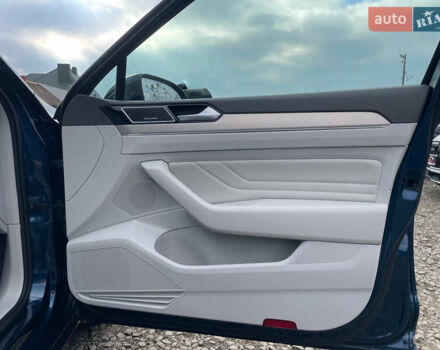 Синий Фольксваген Пассат, объемом двигателя 2 л и пробегом 154 тыс. км за 28439 $, фото 43 на Automoto.ua