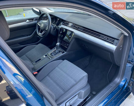 Синий Фольксваген Пассат, объемом двигателя 2 л и пробегом 244 тыс. км за 20193 $, фото 24 на Automoto.ua