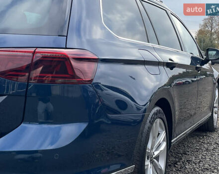 Синий Фольксваген Пассат, объемом двигателя 2 л и пробегом 154 тыс. км за 28439 $, фото 12 на Automoto.ua