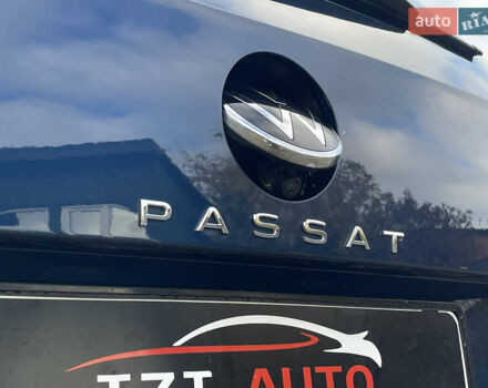 Синий Фольксваген Пассат, объемом двигателя 2 л и пробегом 154 тыс. км за 28439 $, фото 16 на Automoto.ua