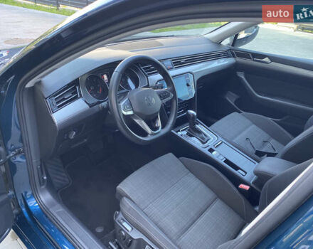 Синий Фольксваген Пассат, объемом двигателя 2 л и пробегом 244 тыс. км за 20193 $, фото 17 на Automoto.ua