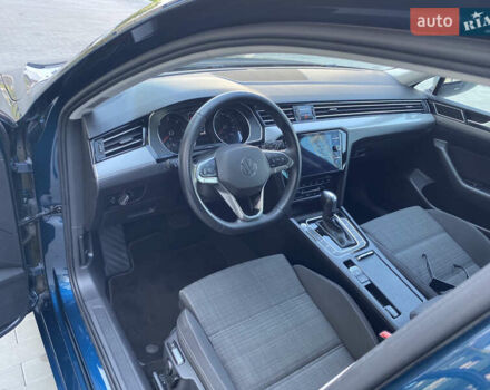 Синий Фольксваген Пассат, объемом двигателя 2 л и пробегом 244 тыс. км за 20193 $, фото 18 на Automoto.ua
