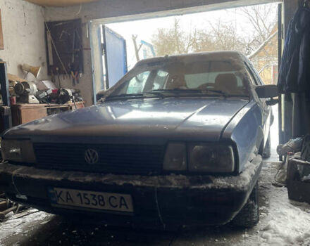 Синий Фольксваген Пассат, объемом двигателя 1.58 л и пробегом 200 тыс. км за 1062 $, фото 1 на Automoto.ua