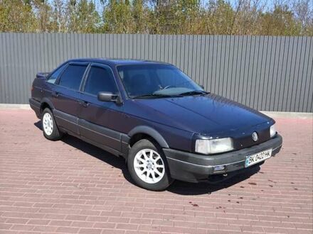 Фольксваген Пассат 1988 в Сарнах на Automoto.ua Синий Фольксваген Пассат, объемом двигателя 1.8 л и пробегом 324 тыс. км за 2000 $, фото 1 на Automoto.ua