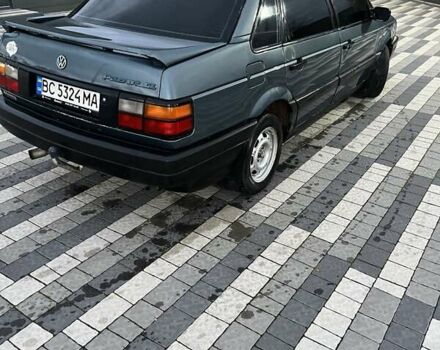 Синий Фольксваген Пассат, объемом двигателя 1.8 л и пробегом 420 тыс. км за 1800 $, фото 1 на Automoto.ua