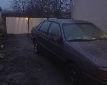 Синий Фольксваген Пассат, объемом двигателя 1.6 л и пробегом 888 тыс. км за 548 $, фото 1 на Automoto.ua