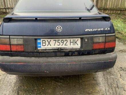 Синий Фольксваген Пассат, объемом двигателя 1.8 л и пробегом 300 тыс. км за 1700 $, фото 1 на Automoto.ua