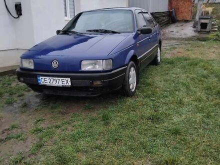 Синий Фольксваген Пассат, объемом двигателя 1.78 л и пробегом 350 тыс. км за 1950 $, фото 1 на Automoto.ua