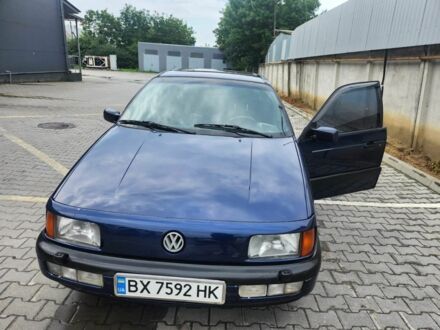Фольксваген Пассат 1989 в Хмельнике на Automoto.ua Синий Фольксваген Пассат, объемом двигателя 1.8 л и пробегом 380 тыс. км за 2500 $, фото 1 на Automoto.ua