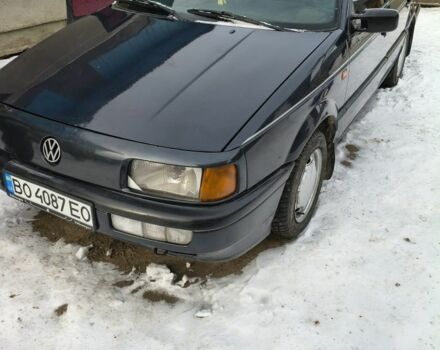 Синий Фольксваген Пассат, объемом двигателя 1.8 л и пробегом 425 тыс. км за 1750 $, фото 1 на Automoto.ua