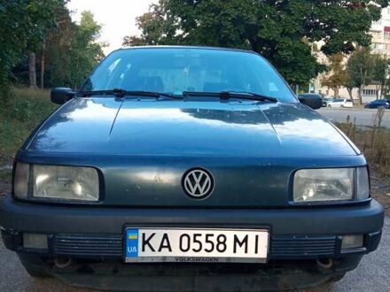 Синій Фольксваген Пассат, об'ємом двигуна 1.8 л та пробігом 350 тис. км за 2700 $, фото 1 на Automoto.ua