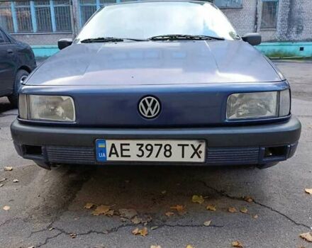 Синий Фольксваген Пассат, объемом двигателя 1.78 л и пробегом 300 тыс. км за 1700 $, фото 1 на Automoto.ua