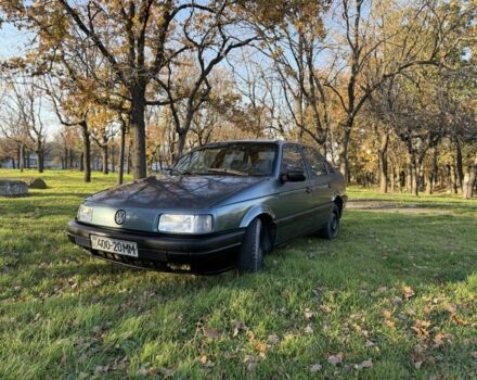 Синий Фольксваген Пассат, объемом двигателя 1.8 л и пробегом 555 тыс. км за 1700 $, фото 1 на Automoto.ua