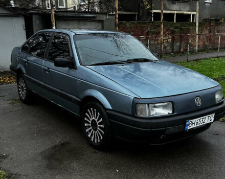 Синий Фольксваген Пассат, объемом двигателя 1.78 л и пробегом 225 тыс. км за 1450 $, фото 1 на Automoto.ua