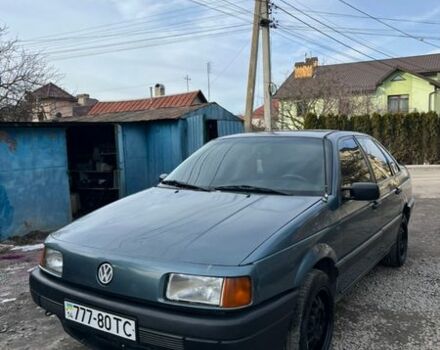 Синий Фольксваген Пассат, объемом двигателя 1.8 л и пробегом 500 тыс. км за 1700 $, фото 1 на Automoto.ua