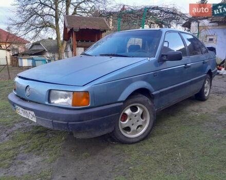 Синій Фольксваген Пассат, об'ємом двигуна 1.8 л та пробігом 344 тис. км за 900 $, фото 1 на Automoto.ua