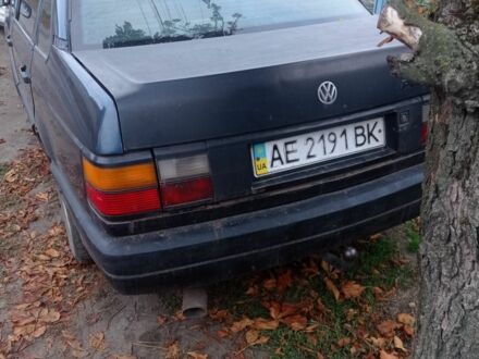 Фольксваген Пассат 1991 в Софиевке на Automoto.ua Синий Фольксваген Пассат, объемом двигателя 0 л и пробегом 450 тыс. км за 831 $, фото 1 на Automoto.ua