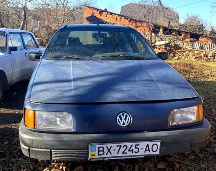 Синий Фольксваген Пассат, объемом двигателя 1.8 л и пробегом 497 тыс. км за 1100 $, фото 1 на Automoto.ua