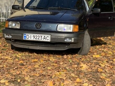 Синий Фольксваген Пассат, объемом двигателя 1.8 л и пробегом 400 тыс. км за 2200 $, фото 1 на Automoto.ua