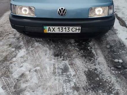 Фольксваген Пассат 1991 в Овруче на Automoto.ua Синий Фольксваген Пассат, объемом двигателя 2 л и пробегом 384 тыс. км за 1700 $, фото 1 на Automoto.ua