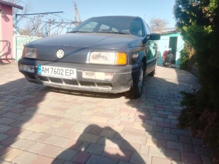 Синий Фольксваген Пассат, объемом двигателя 2 л и пробегом 332 тыс. км за 1600 $, фото 1 на Automoto.ua