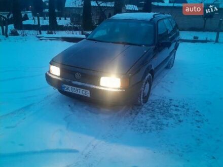 Синій Фольксваген Пассат, об'ємом двигуна 1.98 л та пробігом 190 тис. км за 1300 $, фото 1 на Automoto.ua