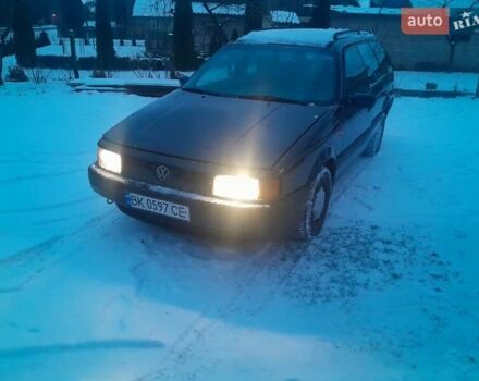 Синий Фольксваген Пассат, объемом двигателя 1.98 л и пробегом 190 тыс. км за 1300 $, фото 1 на Automoto.ua