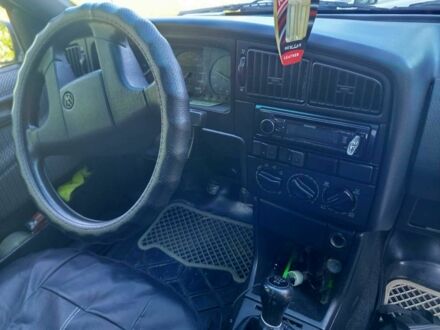 Синий Фольксваген Пассат, объемом двигателя 1.8 л и пробегом 3 тыс. км за 2000 $, фото 1 на Automoto.ua