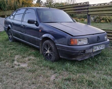 Синій Фольксваген Пассат, об'ємом двигуна 1.8 л та пробігом 500 тис. км за 850 $, фото 1 на Automoto.ua