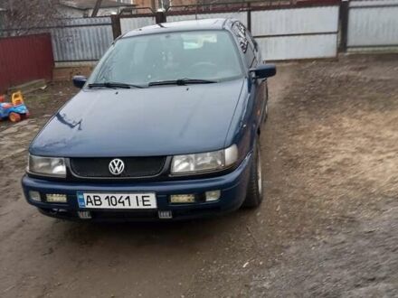 Синий Фольксваген Пассат, объемом двигателя 1.98 л и пробегом 280 тыс. км за 1300 $, фото 1 на Automoto.ua