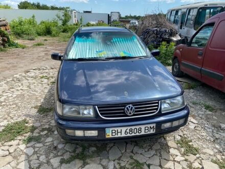 Фольксваген Пассат 1994 у Миколаєві на Automoto.ua Синій Фольксваген Пассат, об'ємом двигуна 1.9 л та пробігом 583 тис. км за 3310 $, фото 1 на Automoto.ua