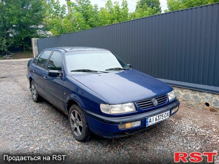 Синий Фольксваген Пассат, объемом двигателя 1.8 л и пробегом 0 тыс. км за 1250 $, фото 1 на Automoto.ua