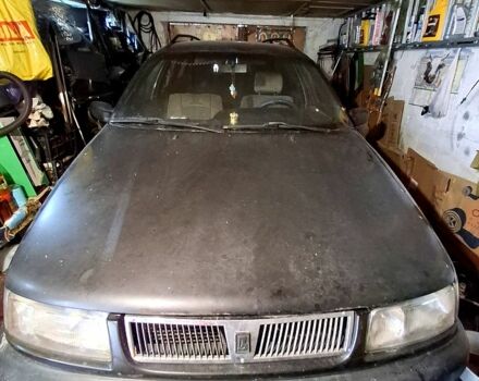 Синий Фольксваген Пассат, объемом двигателя 1.8 л и пробегом 0 тыс. км за 1000 $, фото 1 на Automoto.ua