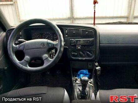 Синій Фольксваген Пассат, об'ємом двигуна 1.8 л та пробігом 370 тис. км за 3500 $, фото 1 на Automoto.ua