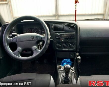 Синій Фольксваген Пассат, об'ємом двигуна 1.8 л та пробігом 370 тис. км за 3500 $, фото 1 на Automoto.ua