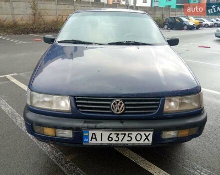 Синий Фольксваген Пассат, объемом двигателя 1.78 л и пробегом 322 тыс. км за 1950 $, фото 1 на Automoto.ua