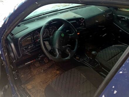 Синій Фольксваген Пассат, об'ємом двигуна 2 л та пробігом 0 тис. км за 750 $, фото 1 на Automoto.ua