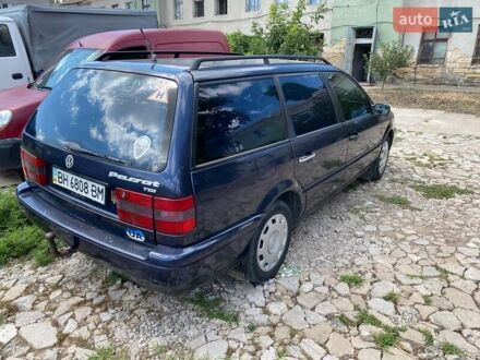 Синий Фольксваген Пассат, объемом двигателя 1.9 л и пробегом 583 тыс. км за 3200 $, фото 1 на Automoto.ua