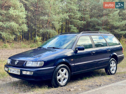 Фольксваген Пассат 1995 у Харкові на Automoto.ua Синій Фольксваген Пассат, об'ємом двигуна 1.8 л та пробігом 452 тис. км за 3450 $, фото 1 на Automoto.ua