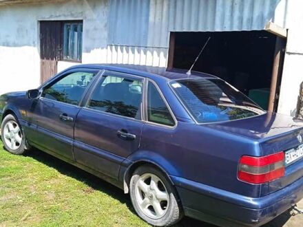 Синий Фольксваген Пассат, объемом двигателя 1.98 л и пробегом 390 тыс. км за 2000 $, фото 1 на Automoto.ua